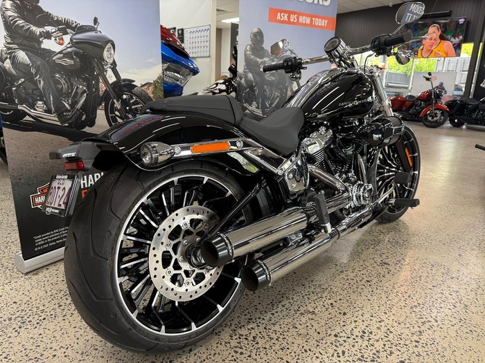 2025 Harley-Davidson Breakout 117 (FXBR) Softail Black