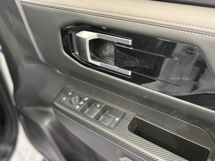 2026 Nissan Navara ST-X