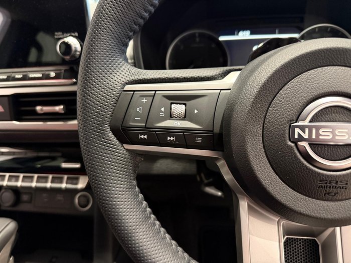 2026 Nissan Navara ST-X