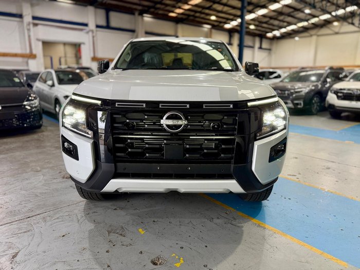 2026 Nissan Navara ST-X