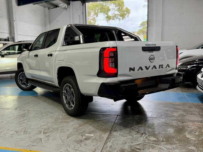 2026 Nissan Navara ST-X