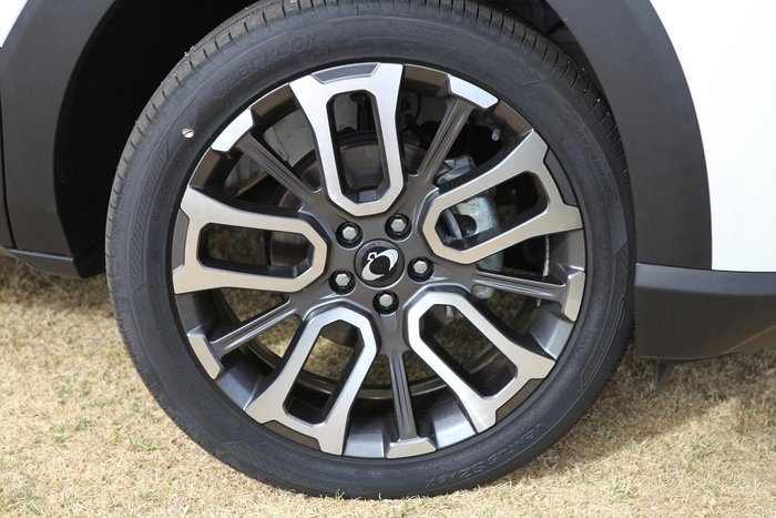 2024 KGM SsangYong Torres Ultimate