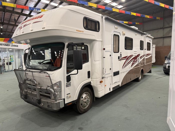 2009 Winnebago Longreach
