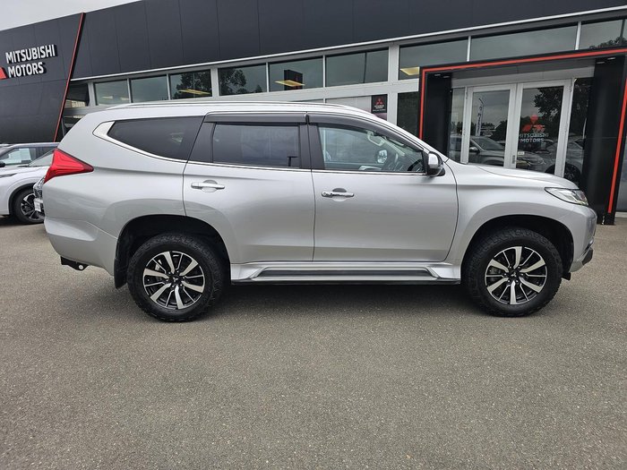 2018 Mitsubishi Pajero Sport GLS