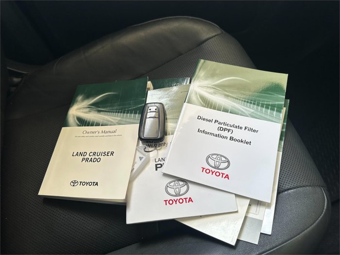 2017 TOYOTA LANDCRUISER PRADO GXL (4x4) GDJ150R MY17 WHITE