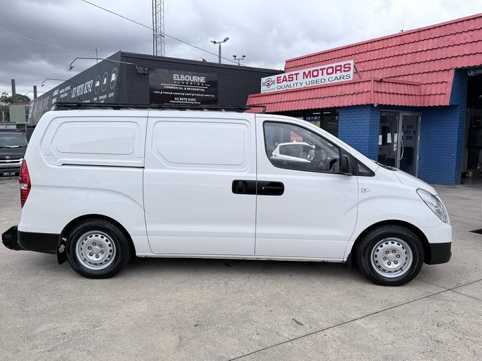 2018 Hyundai iLoad TQ3-V Series II MY18 Creamy White