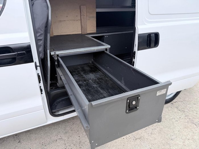 2018 Hyundai iLoad TQ3-V Series II MY18 Creamy White