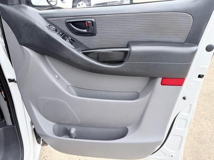 2018 Hyundai iLoad TQ3-V Series II MY18 Creamy White