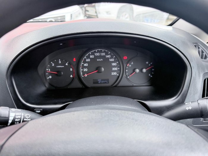 2018 Hyundai iLoad TQ3-V Series II MY18 Creamy White