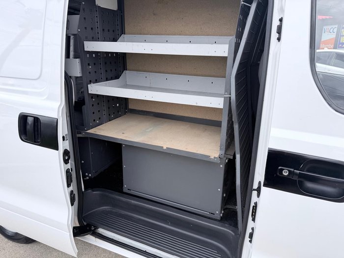 2018 Hyundai iLoad TQ3-V Series II MY18 Creamy White