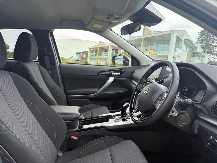 2024 Mitsubishi Eclipse Cross PHEV ES