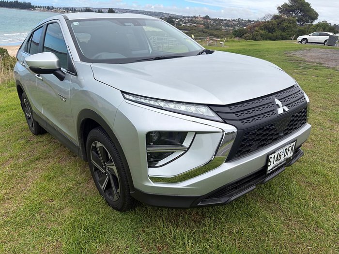 2024 Mitsubishi Eclipse Cross PHEV ES