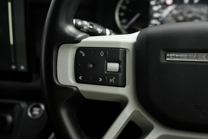 2023 Land Rover Defender 110 P300