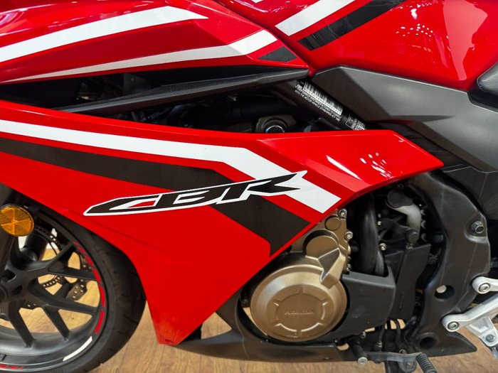 2016 Honda CBR500R RED