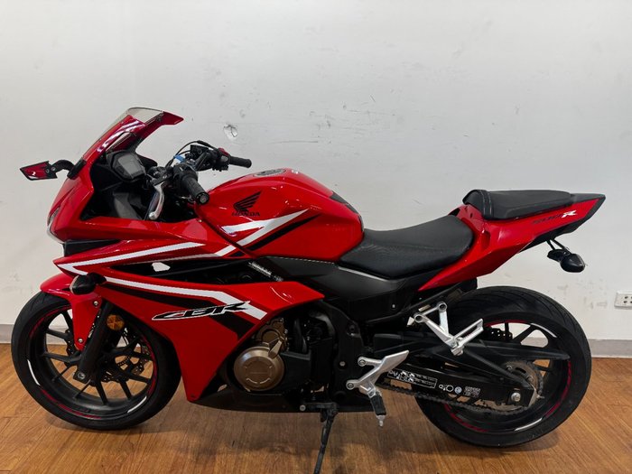 2016 Honda CBR500R RED