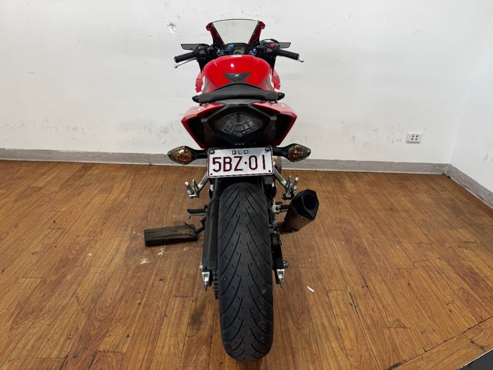 2016 Honda CBR500R RED