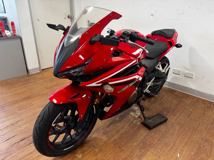 2016 Honda CBR500R RED