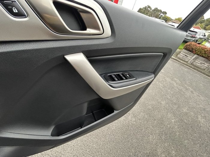 2020 FORD EVEREST TREND