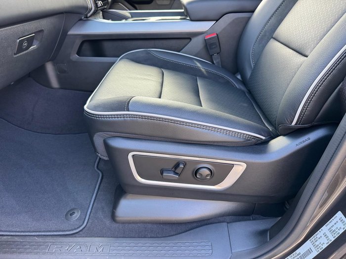 2025 RAM 1500 Laramie Sport Hurricane SO RamBox