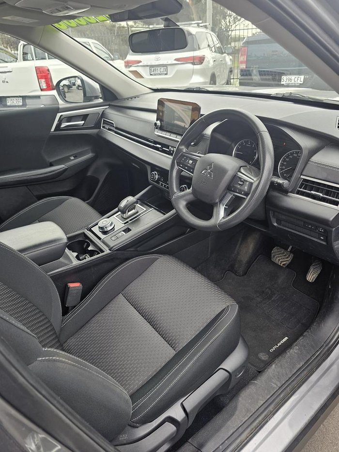 2023 Mitsubishi Outlander