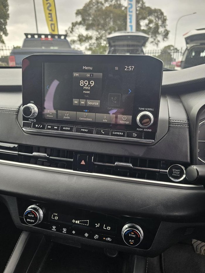2023 Mitsubishi Outlander ES