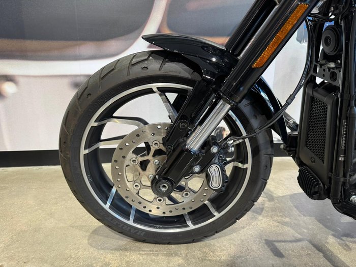 2021 Harley-Davidson Sport Glide 107 (FLSB) Softail Black