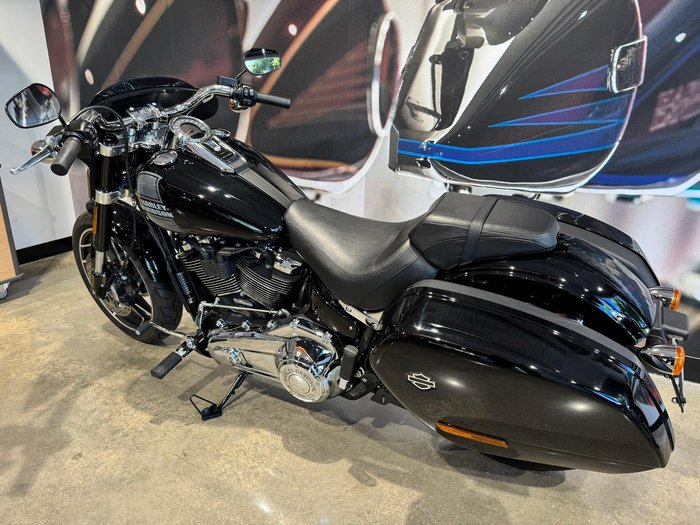 2021 Harley-Davidson Sport Glide 107 (FLSB) Softail Black