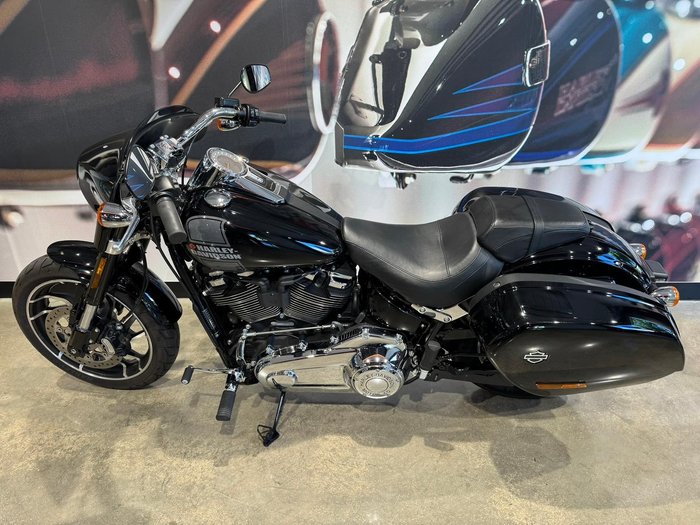 2021 Harley-Davidson Sport Glide 107 (FLSB) Softail Black