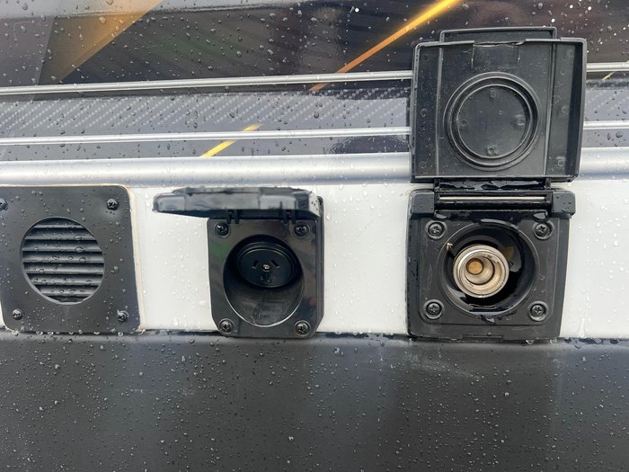 2026 Avan Applause 600-1 Single Beds