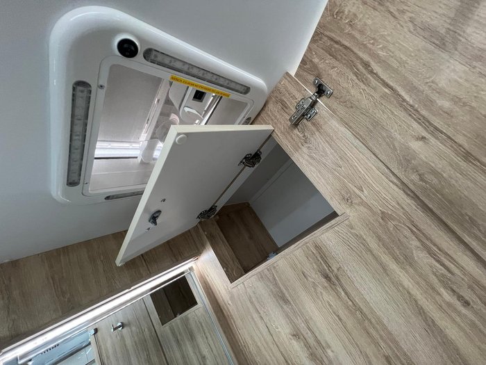 2026 Avan Applause 600-1 Single Beds