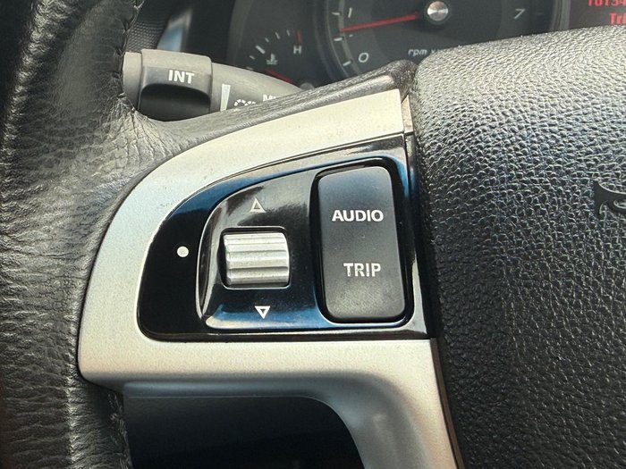 2012 Holden Commodore SV6 VE Series II MY12 Alto Grey