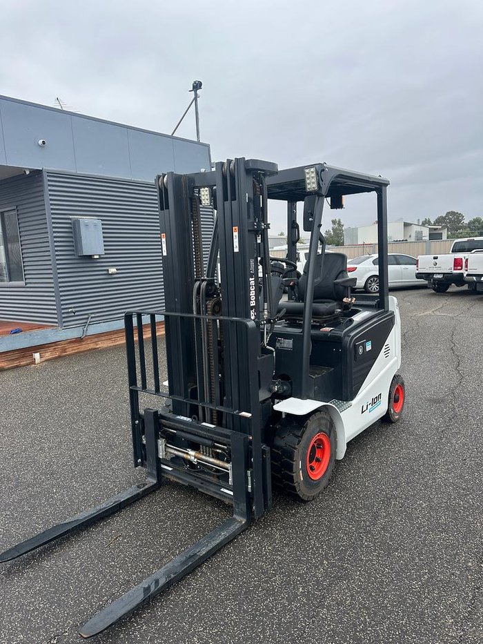 2025 Bobcat B25