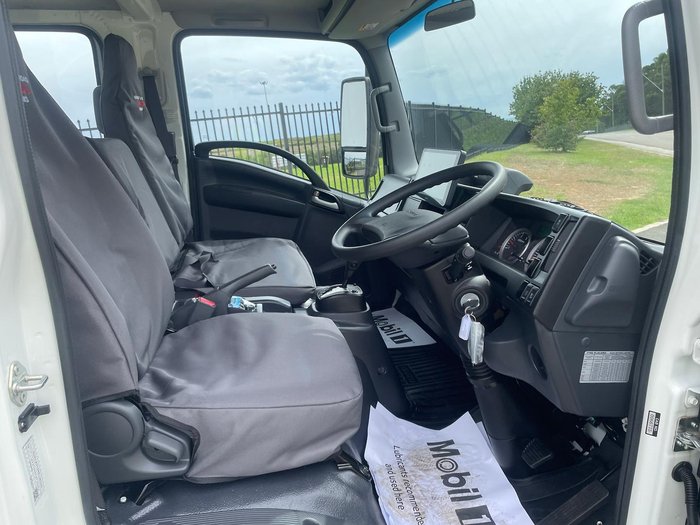 2025 Isuzu N Series NNR 45-150