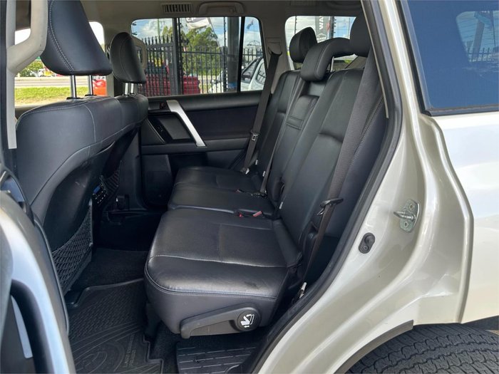 2017 Toyota Landcruiser Prado GXL GDJ150R 4X4 Dual Range Glacier White