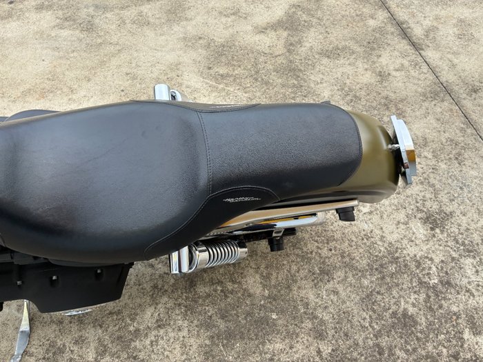 2008 HARLEY-DAVIDSON FXDB STREET BOB Green