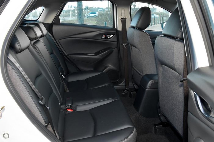 2025 Mazda CX-3 G20 Evolve