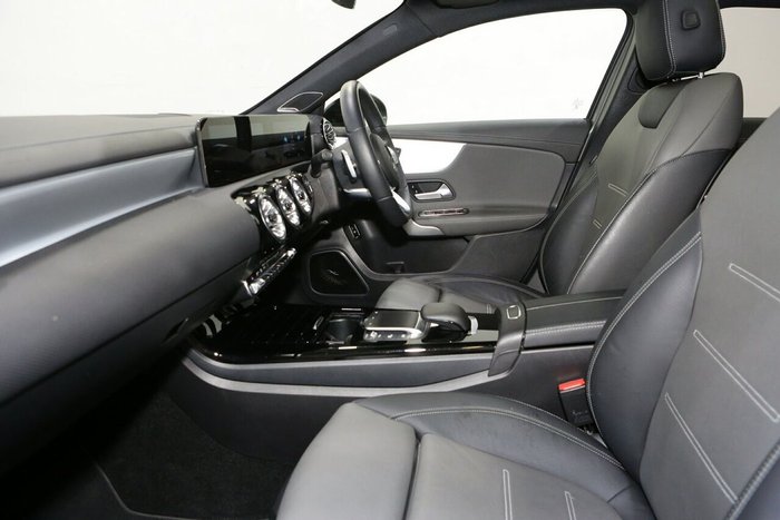 2022 Mercedes-Benz A-Class A250