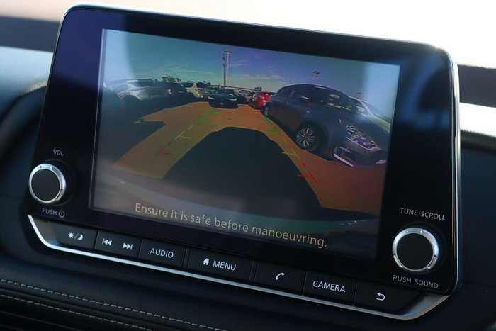 2025 Nissan X-TRAIL ST