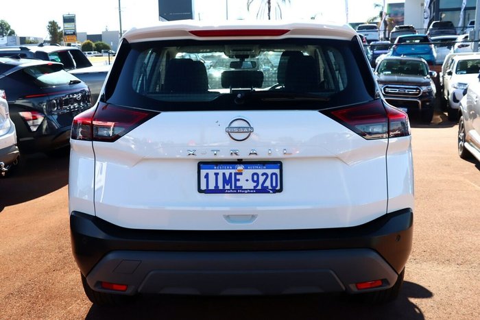 2025 Nissan X-TRAIL ST