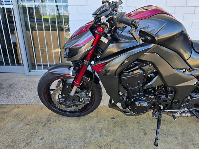 2016 Kawasaki Z1000 Red