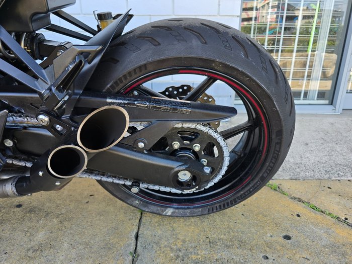 2016 Kawasaki Z1000 Red