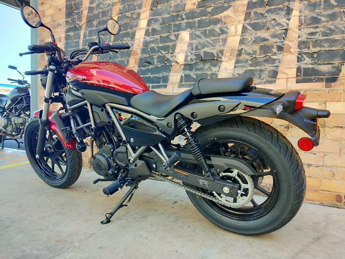 2026 KAWASAKI ELIMINATOR ROAD RED