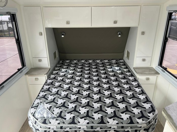 2024 Design RV Crx Semi Off Road Van 5-3, 20'6''