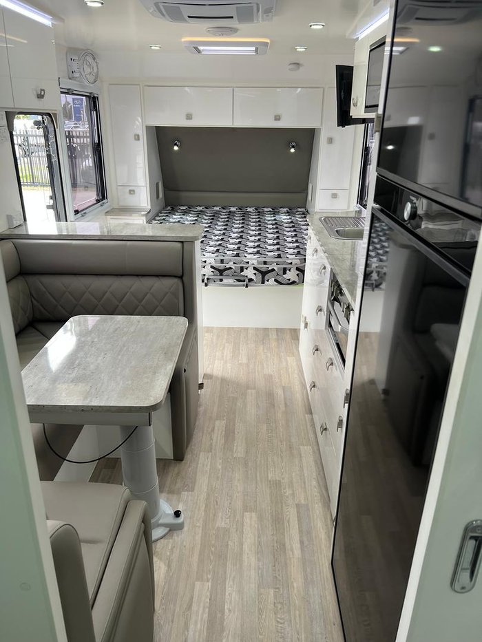 2024 Design RV Crx Semi Off Road Van 5-3, 20'6''