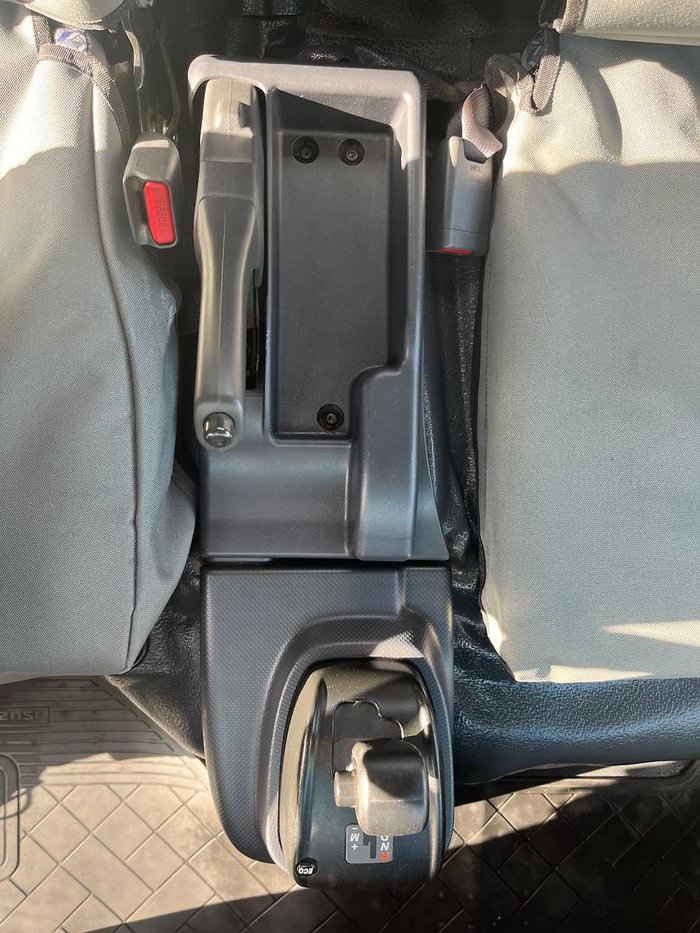 2024 Isuzu N Series NPR 45/55-155 Tradepack