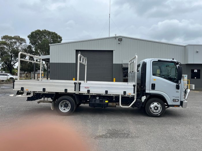 2024 Isuzu N Series NPR 45/55-155 Tradepack