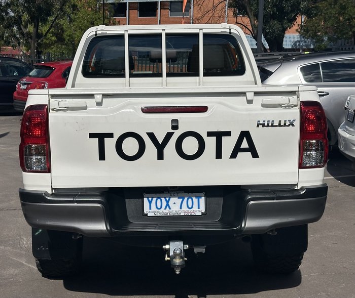 2020 Toyota Hilux SR