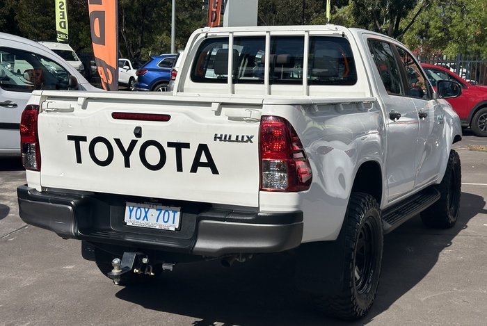2020 Toyota Hilux SR