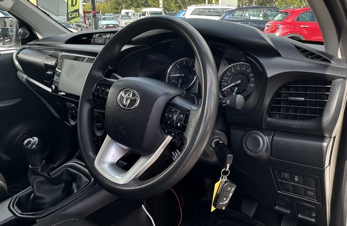 2020 Toyota Hilux SR