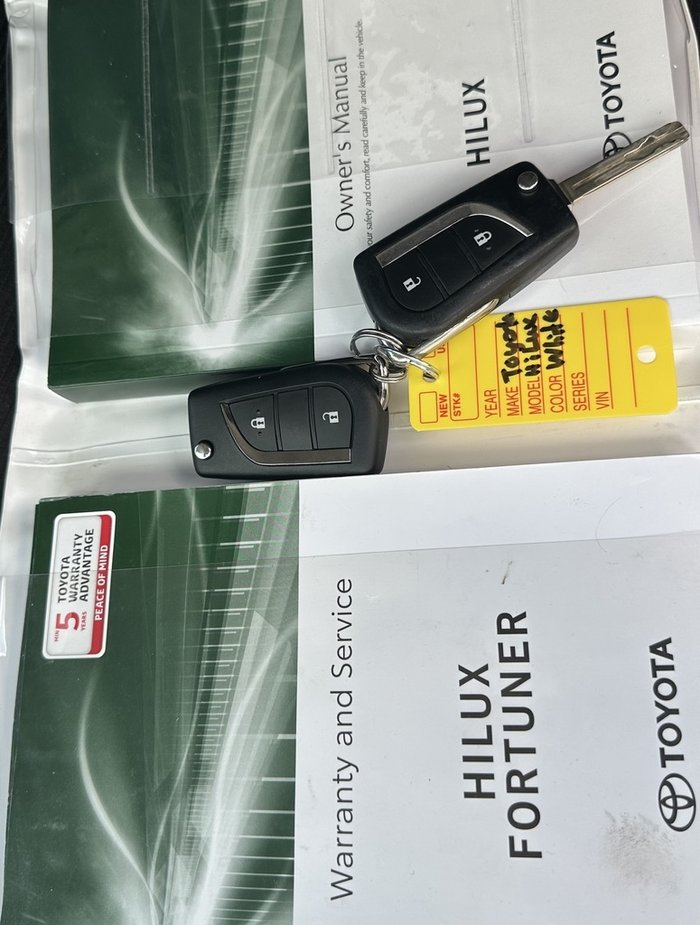 2020 Toyota Hilux SR